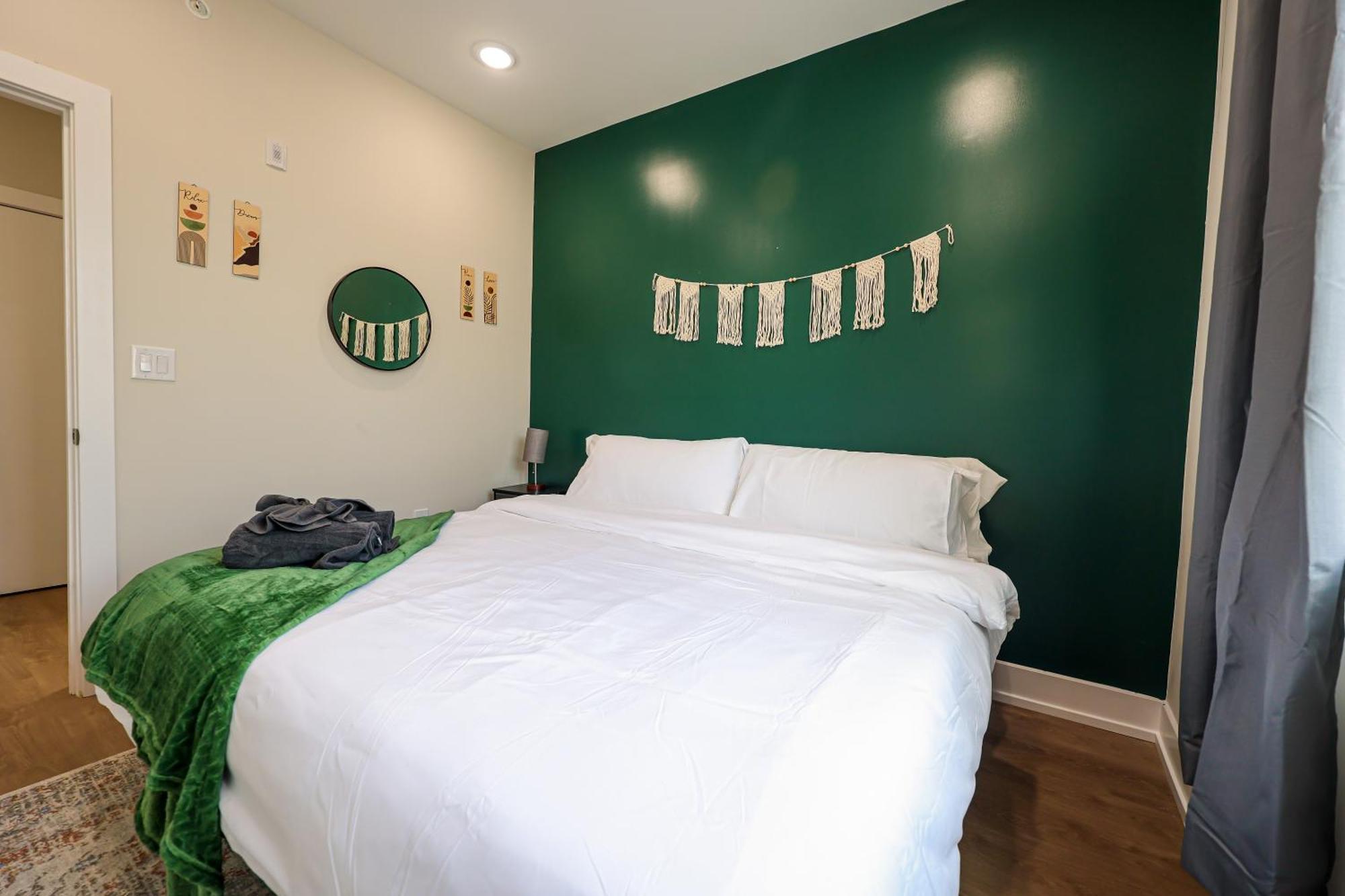 2bed2bathking Bedcentralwdwifi Philadelphia